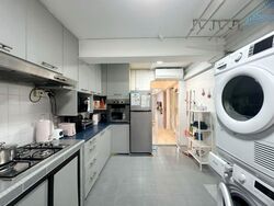 Blk 9 Holland Avenue (Queenstown), HDB 3 Rooms #570597091